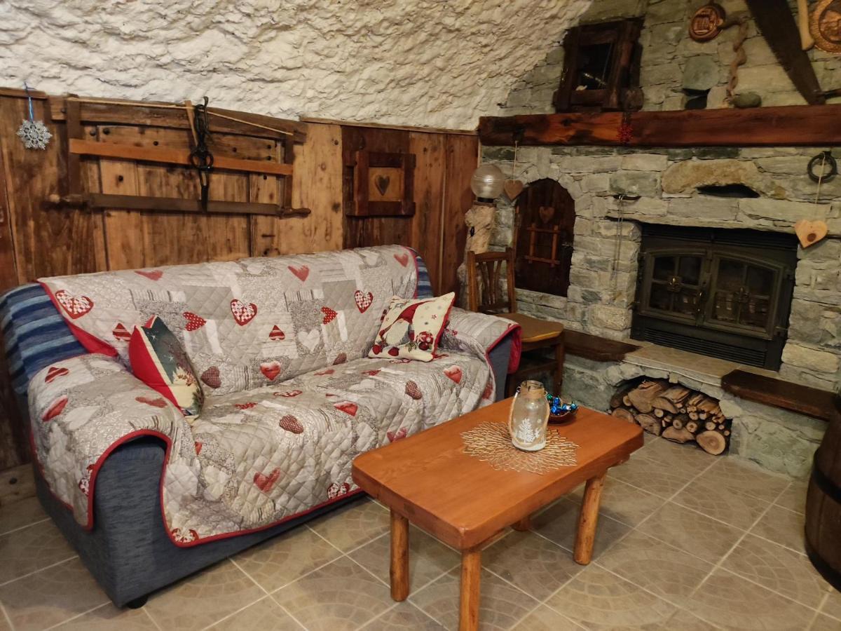 Ferienwohnung Fiocco Di Neve Montjovet Exterior foto